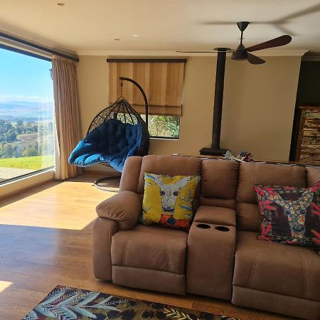 Luxury Home With Breathtaking Views Of Champagne Valley Bergview Exteriér fotografie